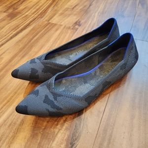 Rothys Point Grey Camo Size 10 (fits like 9.5)